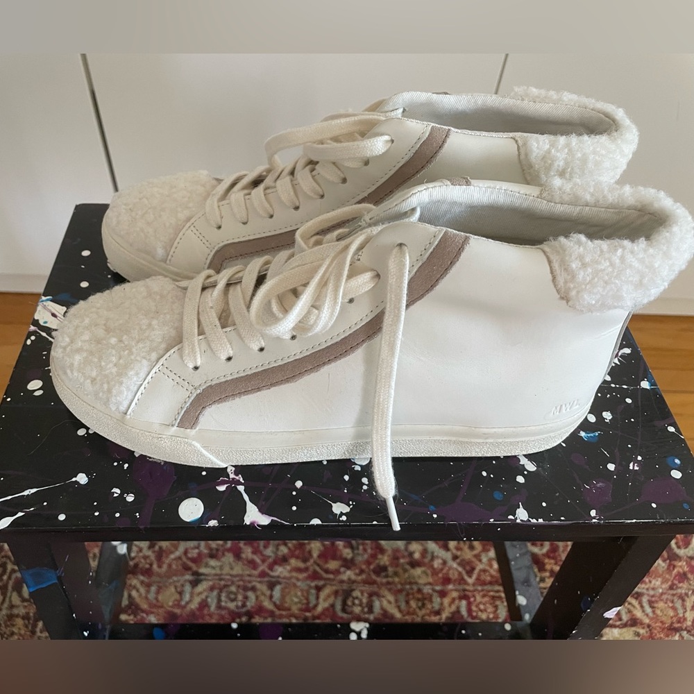 Madewell high tops with Sherpa accents size 9.5